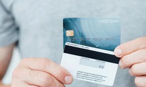 Vì sao mã CVV trên thẻ tín dụng lại cần bảo mật tuyệt đối?