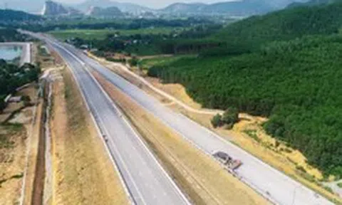 Thủ tướng thúc tiến độ 7 tuyến cao tốc phía Bắc