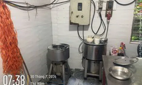 Khởi tố nhân viên xưởng giò chả Vũ Thị Hường SN 1968