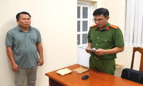 Ra lệnh bắt tạm giam một giáo viên dạy lái xe SN 1988
