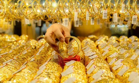 Giá vàng hôm nay (4/9): Vàng miếng đảo chiều, vàng nhẫn “ngược dòng”