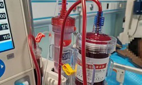 Người đàn ông đột nhiên nói năng lảm nhảm, xuất hiện ảo giác, nguyên nhân xuất phát từ thứ có trong tủ của nhiều gia đình