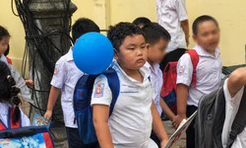 Cậu bé có loạt meme "chán đời" huyền thoại mỗi mùa khai giảng bị đào lại một lần giờ ra sao?