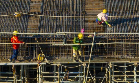 VinCons phả hơi nóng vào các tổng thầu xây dựng?