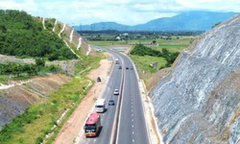 Đề xuất mở rộng hơn 350km cao tốc Bắc - Nam lên 6 làn xe