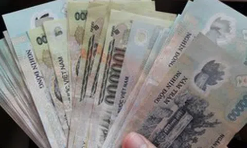 Nguyễn Thị Sam SN 1983 chuyển khoản 10.000.000 đồng cho con trai: Công an xác minh giao dịch sau khi nhận tin báo