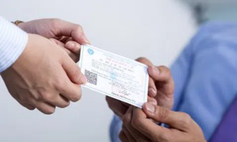 Đặt mục tiêu 100% người cao tuổi được bao phủ bảo hiểm y tế