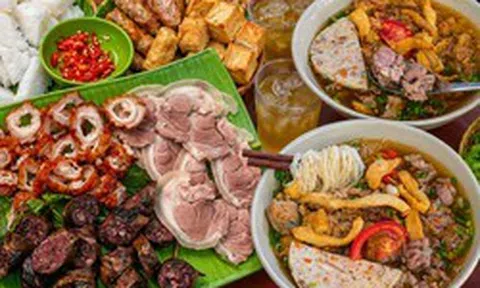 Khách Trung Quốc đi Hà Nội 24 giờ, ăn 5 món rồi phải thốt lên: Có món ban đầu hơi “ngại” nhưng càng ăn càng cuốn