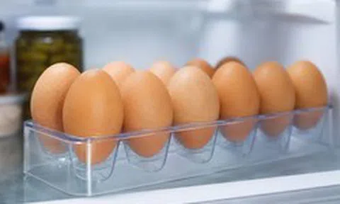 Lời khuyên cho các gia đình thường bảo quản trứng trong khay