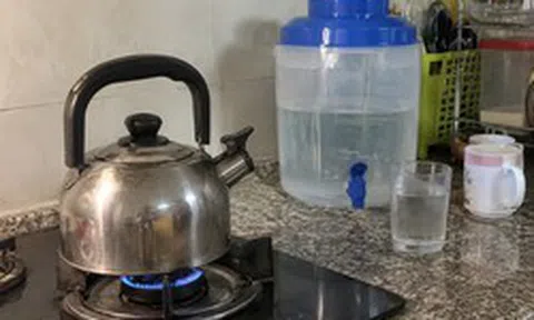 5 lời khuyên cho tất cả các gia đình uống nước đun sôi để nguội