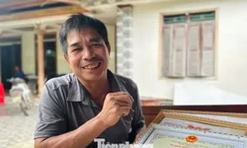 Niềm tự hào của người bố thợ xây có con gái đứng thứ 8 kỳ thi bác sĩ nội trú