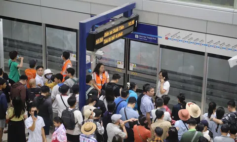 Tuyến metro số 1 TP.HCM phải thu hơn 3.700 tỷ trong 5 năm tới