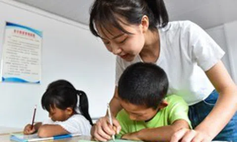 Cô giáo Việt cảm thán: 11 năm cầm phấn, không sợ học sinh lười, chỉ sợ nhất là kiểu phụ huynh này!