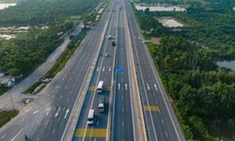 Đề xuất làm cao tốc 10 làn xe kết nối sân bay Gia Bình