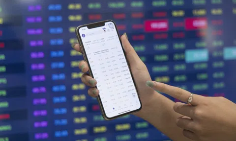 Dòng tiền ngoại chảy vào thị trường chứng khoán Việt Nam