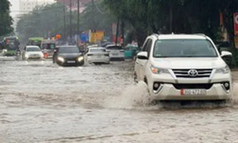 Kỹ năng điều khiển và kiểm tra ô tô khi qua vùng ngập nước