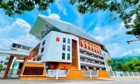Không đùa đâu, trường Tiểu học Chu Văn An mới toanh ở Hà Nội đẹp thật!