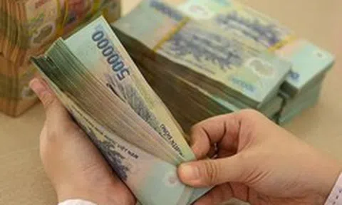 Chuyển khoản thành công 999.999.997 đồng vào tài khoản của Lê Thị Thu Huyền SN 1972, Trần Thị Dung SN 1993 lập tức báo công an