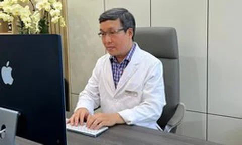 Từng trượt đại học, thi Sinh 5,5 điểm đến hai lần thủ khoa trường Y