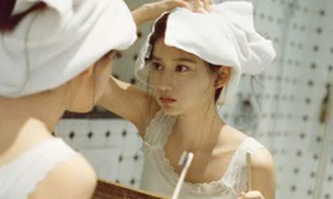 7 thay đổi sớm nhất về ngoại hình khi ung thư tuyến giáp "ghé thăm"