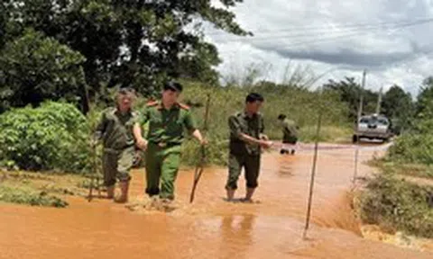 Hồ thủy điện lớn nhất Miền Nam sắp xả tràn