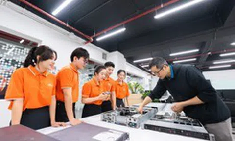 Trường ĐH FPT bắt tay với tập đoàn công nghệ, viện nghiên cứu để đào tạo 30.000 nhân lực, 100 Tiến sĩ trong các lĩnh vực công nghệ