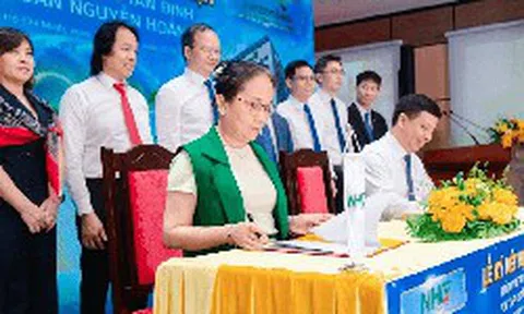 Tập đoàn Nguyễn Hoàng và Vietcombank ký kết Thỏa thuận hợp tác chiến lược toàn diện