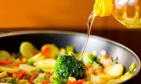 Lời khuyên cho tất cả những gia đình đang dùng dầu ăn