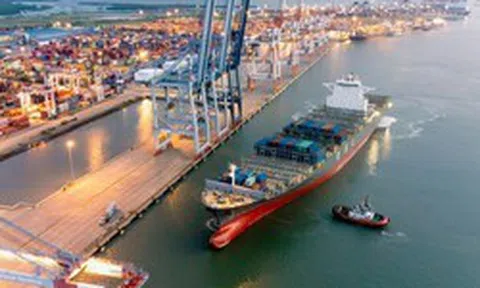 Hạ tầng logistics: Cần chuyển từ đầu tư riêng lẻ sang kết nối theo dòng hàng