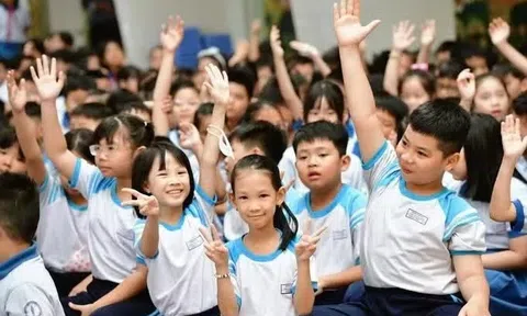 Giảm trừ chi phí giáo dục: Đóng học phí có cần lưu lại hóa đơn?
