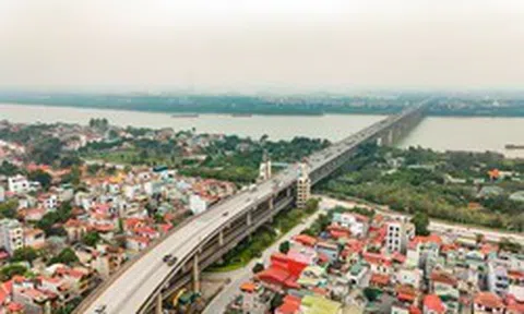 Cây cầu vượt sông 2 tầng đầu tiên và duy nhất tại Việt Nam
