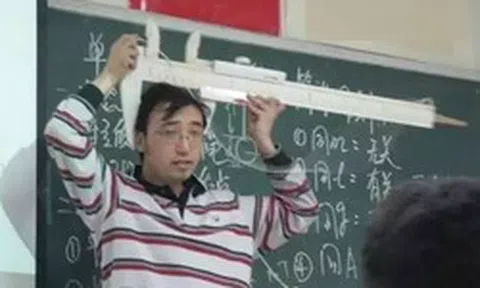 Thất bại của thần đồng Vật lý nhưng "kỹ năng sống rất kém"