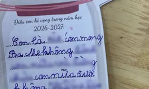 "Thẻ ước nguyện" đầu năm học của con trai khiến bà mẹ không biết nên cười hay mếu: Nước sông Hoàng Hà cũng không rửa sạch nỗi oan này!