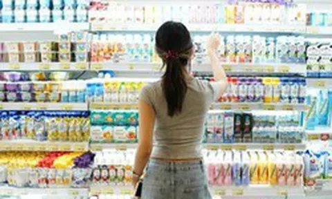 Vì sao nước uống luôn được đặt ở phía cuối cửa hàng tiện lợi?