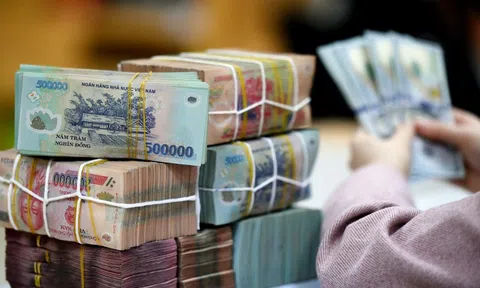 Lãi suất liên ngân hàng giảm sâu về 0,2%, thấp nhất 4 năm