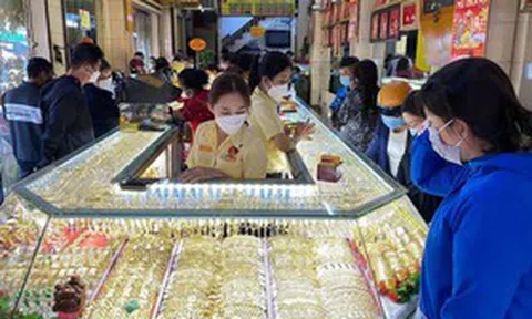 Giá vàng chiều nay (30/9): Tăng gần 2 triệu đồng/lượng