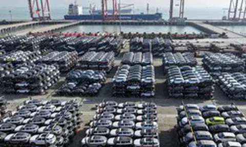 Xe nhập giảm giá 90 triệu: Công nghiệp phụ trợ mất đi những gì?