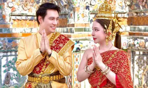 Diễn viên Việt Anh đi du lịch Thái Lan cùng bạn gái kém 7 tuổi và hội bạn thân