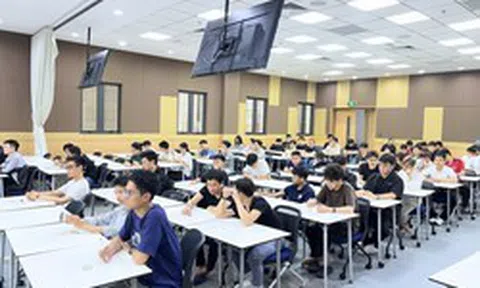 Tỷ phú Phạm Nhật Vượng đang tuyển 20.000 người “vừa học vừa nhận tiền”, có cơ hội được Vingroup mời làm việc với mức lương gần 50 triệu đồng