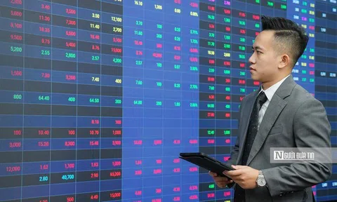 VN-Index còn áp lực điều chỉnh, dòng tiền thận trọng chờ vùng hỗ trợ 1.715 điểm