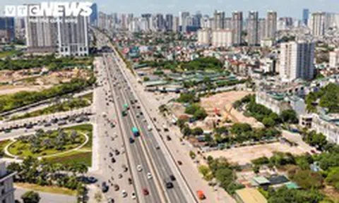 Giao thông trên Vành đai 3 trên cao trước đề xuất bỏ làn khẩn cấp
