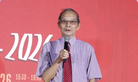 Nhà thơ 'Bếp lửa' nổi tiếng Bằng Việt được trao Giải thưởng Lớn