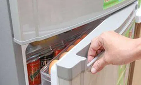 Nhà nào cũng có tủ lạnh nhưng 90% mọi người quên vệ sinh bộ phận này: ổ vi khuẩn khuẩn ẩn giấu