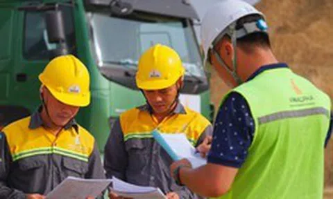 Ông Phạm Nhật Vượng thực hiện chiến dịch tuyển dụng 15.000 người trên toàn quốc: Ngoài lương còn miễn phí ăn ở, trợ cấp riêng đến 5 triệu/tháng