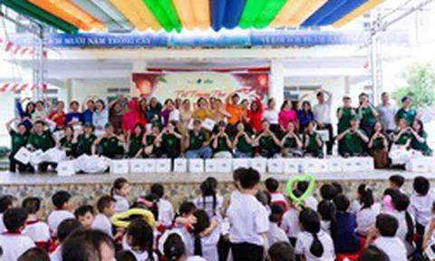 Phúc Long mang niềm vui đến hơn 400 trẻ em Phường B’lao