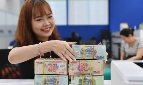 Gửi tiền ngân hàng nào lãi cao nhất tháng 10