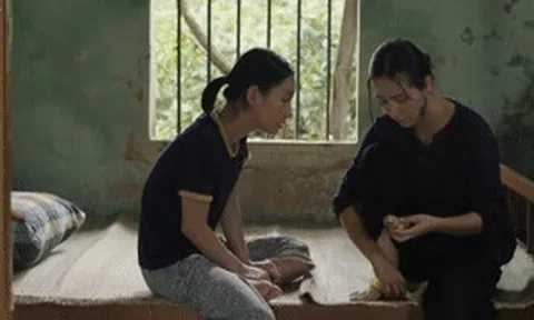 'Căn nhà không mái che' tập 2: Hạnh bán số vàng phòng thân để cứu chồng
