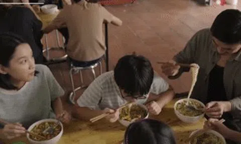 'Căn nhà không mái che' tập 3: Hạnh gặp định mệnh của đời mình khi vừa ly hôn