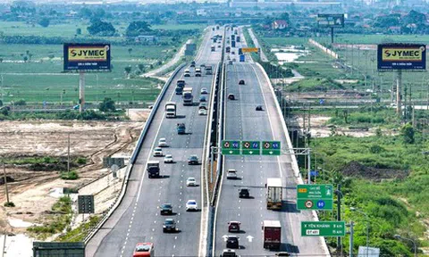 Mở rộng hơn 960km cao tốc Bắc - Nam lên 6 làn xe: Dự kiến chia thành 2 dự án phía Bắc và phía Nam