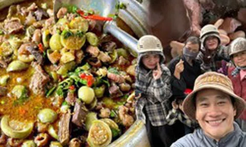 Cảnh tượng hàng chục người xếp hàng chờ mua“ vếch bò”, mỗi ngày chỉ bán 80 bịch giá 15.000 đồng